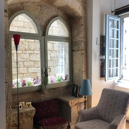 Medieval In The Heart Of بيت للعطل