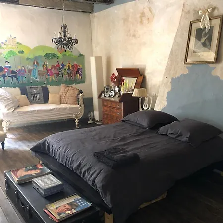 Medieval In The Heart Of بيت للعطل Caylus