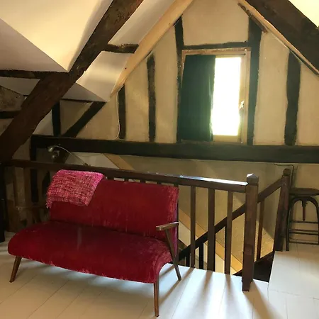 Medieval In The Heart Of بيت للعطل Caylus